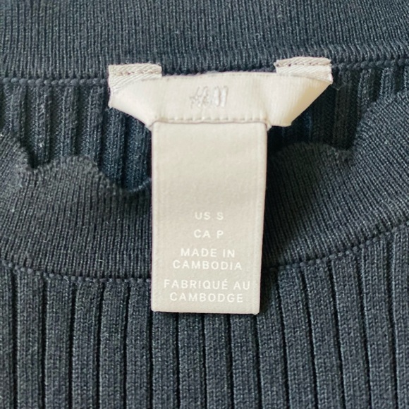 H&M RIBBED KNOT TOP - Picture 4 of 8